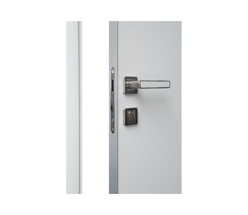 Влагостойкая дверь ПВХ EtaDoor глухая белая одностворчатая с алюминиевой кромкой