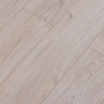 727 Дуб Найроби